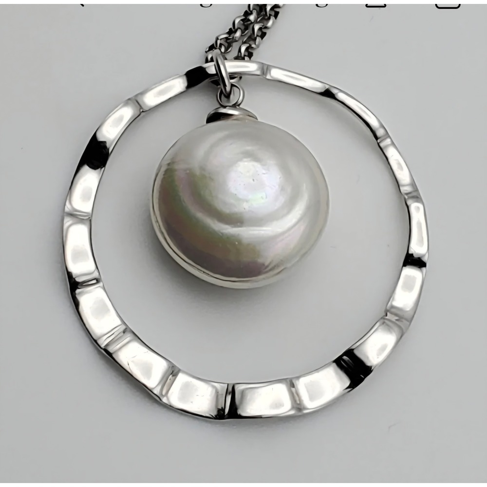 Authentic Majorica Sterling Silver S925 Hammered Hoop Coin Pearl Necklace